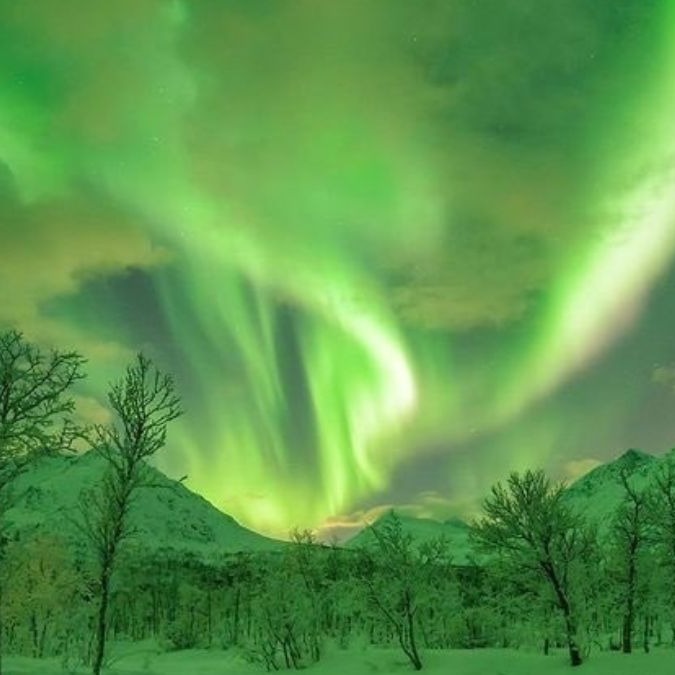 Massive Sun explosion to hit Earth on Monday, auroras expected in India