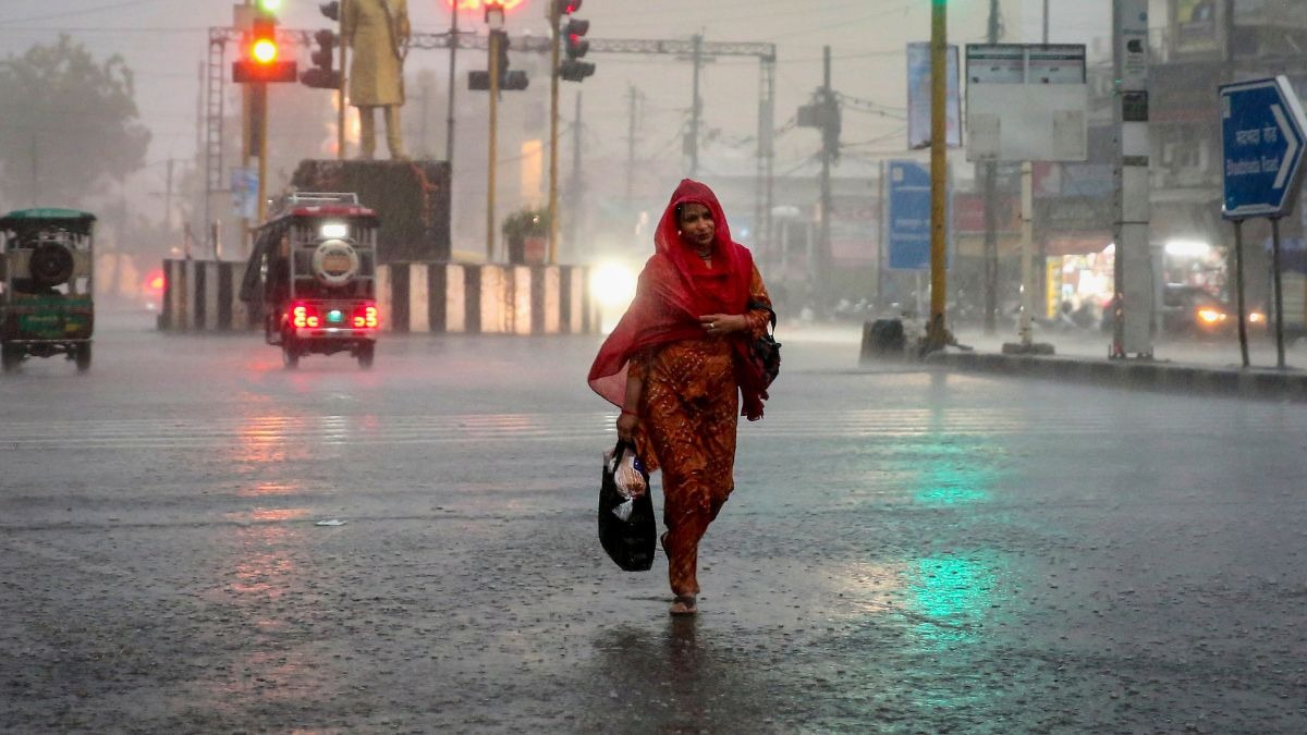 Red alert for rain: Karnataka to witness heavy downpour as m