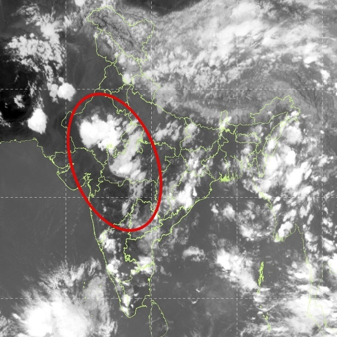 From Jodhpur to Hyderabad: 1,600-km-long thunderstorm covers India