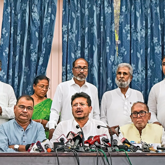 TMC | Mamata faces mutiny