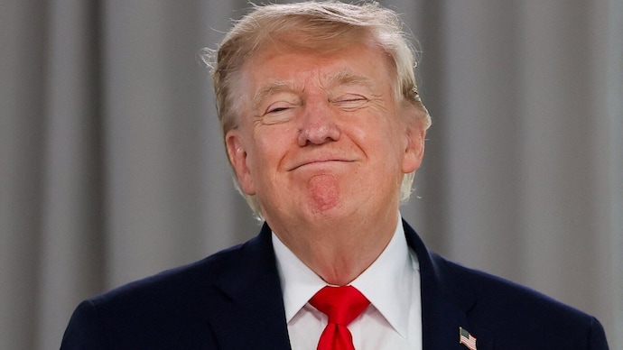 us president donald trump jd vance iran peace deal america defeat jd vance surrender usa critics political analysts