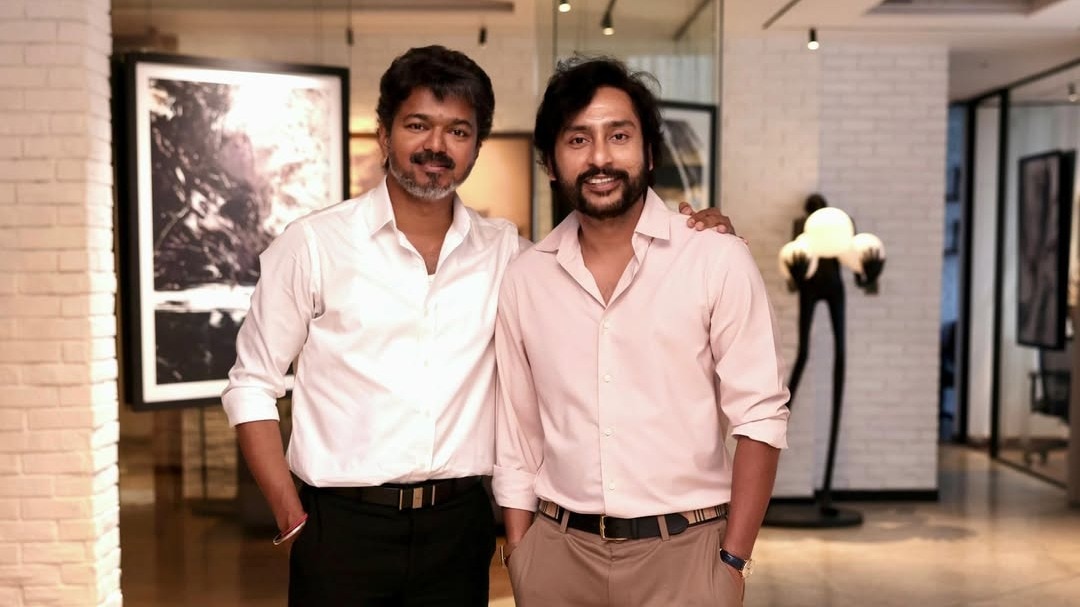 Karuppu director RJ Balaji meets CM Vijay, credits him for 'starting it all'
