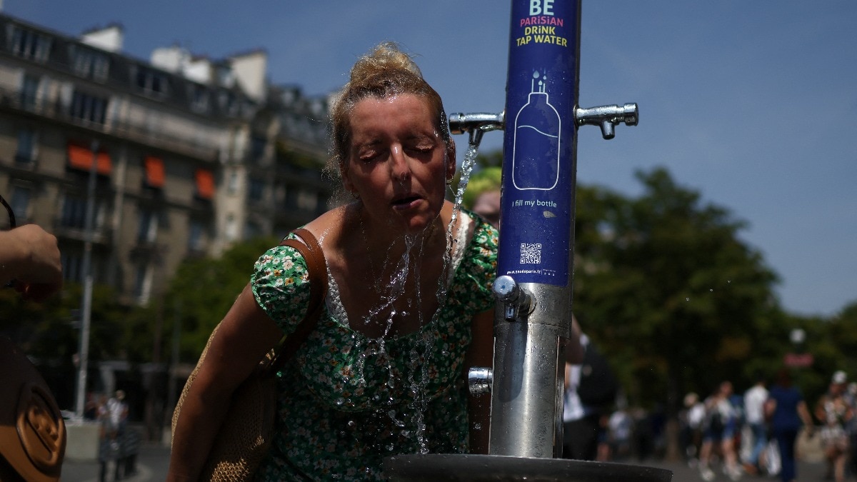 France records around 1,000 excess deaths during record heatwave