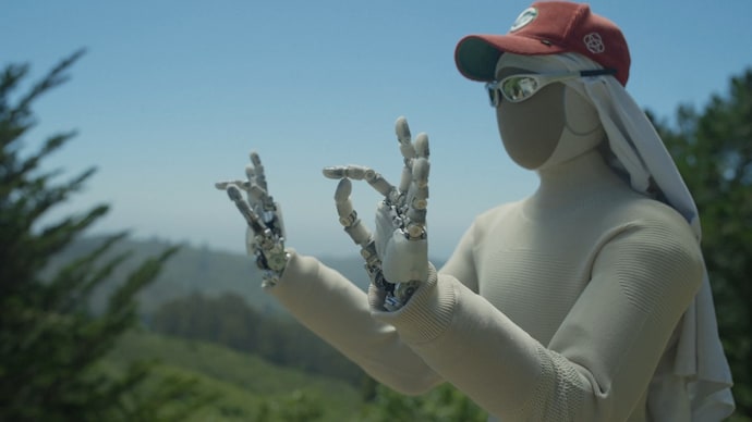 1X has unveiled new 25 Degrees of Freedom (DoF) tendon-driven hands for its NEO humanoid robot.