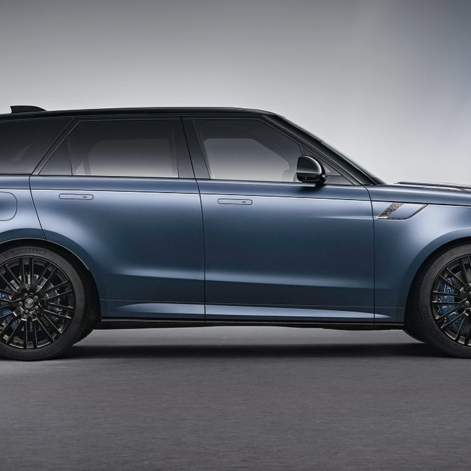 The tailored tearaway | Range Rover Sport SV Edition Two