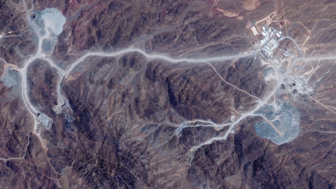 A satellite view shows tunnel entrances at Pickaxe Mountain, of the Natanz nuclear facility, near Natanz, Iran, June 30, 2026. (Vantor/Handout via REUTERS)
