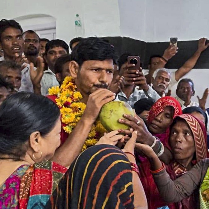 Ken-Betwa protest leader Amit Bhatnagar ends 18-day fast on mother’s request