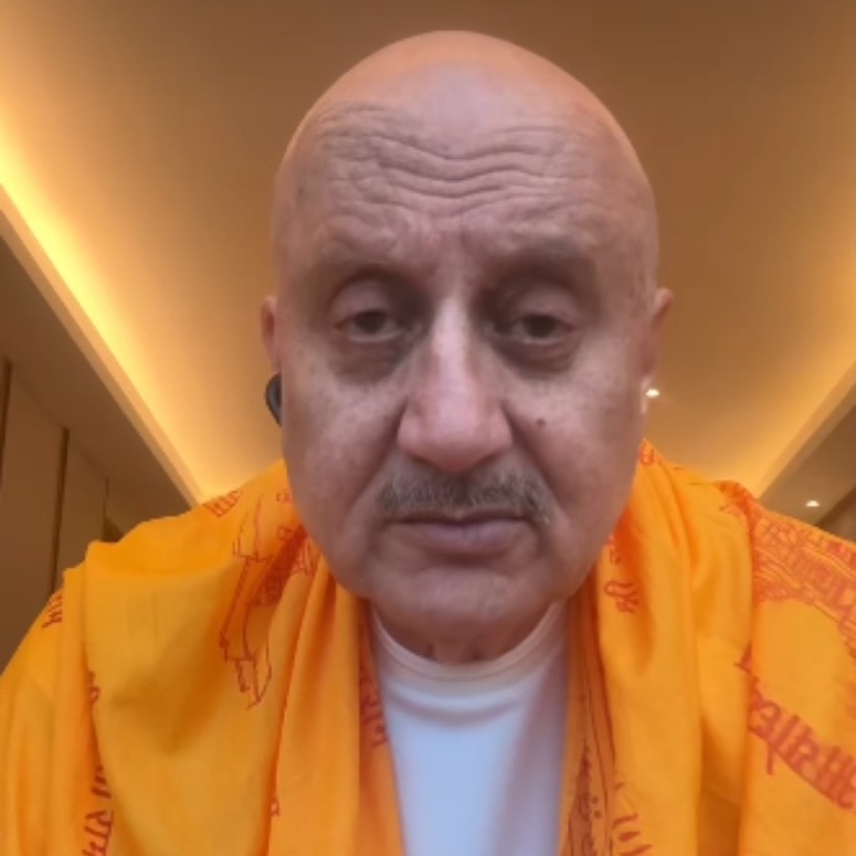 Anupam Kher on Naseeruddin Shah's resurfaced 'clown' remark: We respect each other