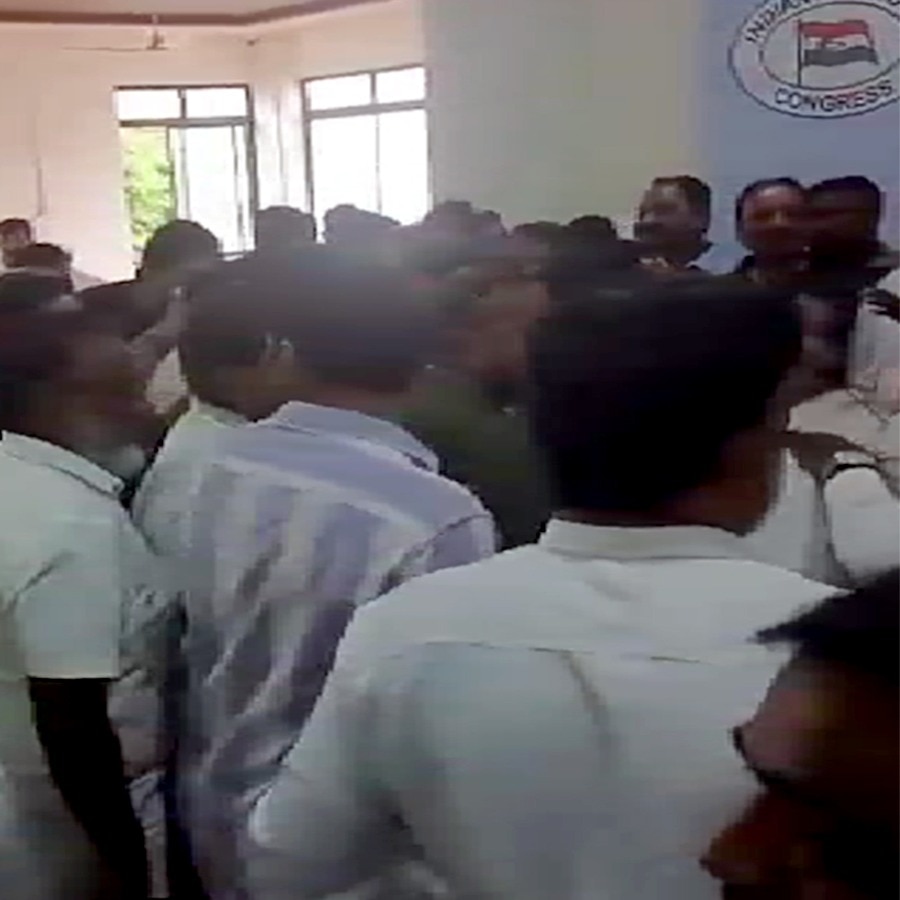 Congress infighting on display as Belagavi meeting ends in chaos