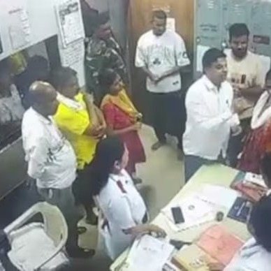 Two Thane doctors resign days after assault by Shiv Sena corporator at hospital