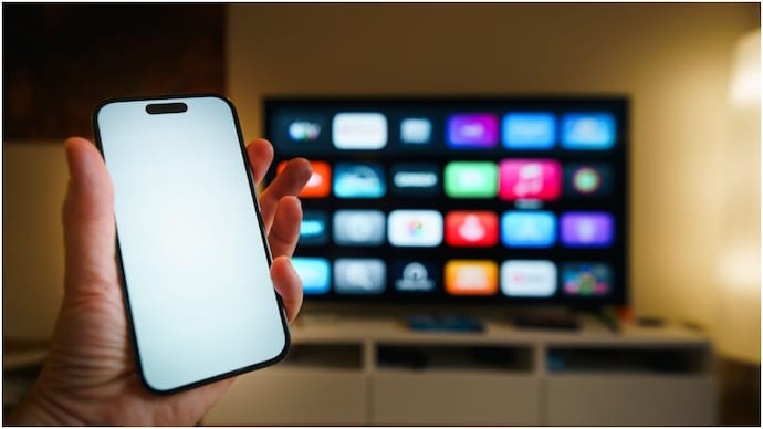 Centre cracks down on 50 OTT platforms over obscene content. (Photo: Pexels) Centre cracks down on 50 OTT platforms over obscene content