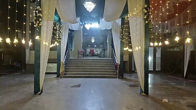 Delhi banquet hall