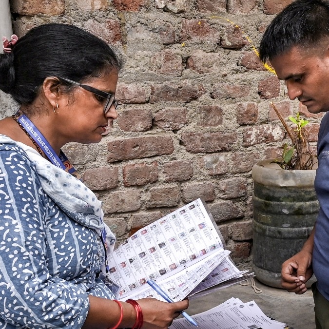 SIR enumeration form: How to check if your BLO has uploaded your form online