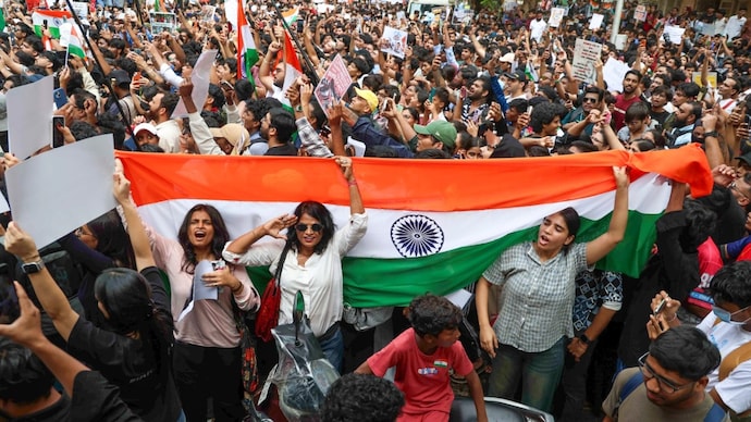 Desh Ki Tabaahi Ka Hisaab Dijiye: India's students' protest has a new anthem