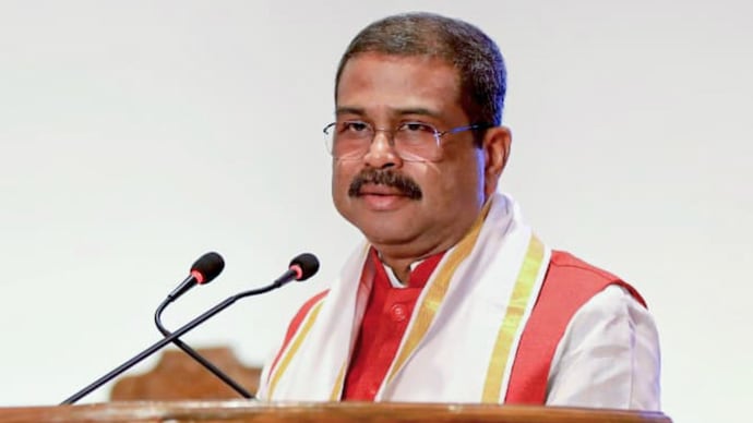 CJP NEET protest: Dharmendra Pradhan will not resign and run away from responsibility, say govt sources - India Today