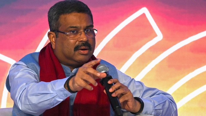 Dharmendra Pradhan's resignation was the core demand of student protesters