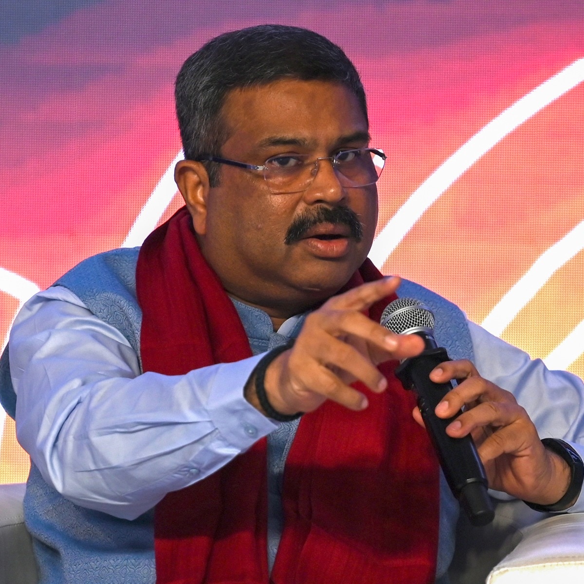 Dharmendra Pradhan resigns as Education Minister amid CJP protest - India  Today