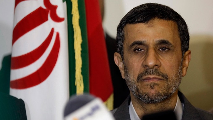 Israel's alleged efforts included secret meetings with Ahmadinejad outside Iran