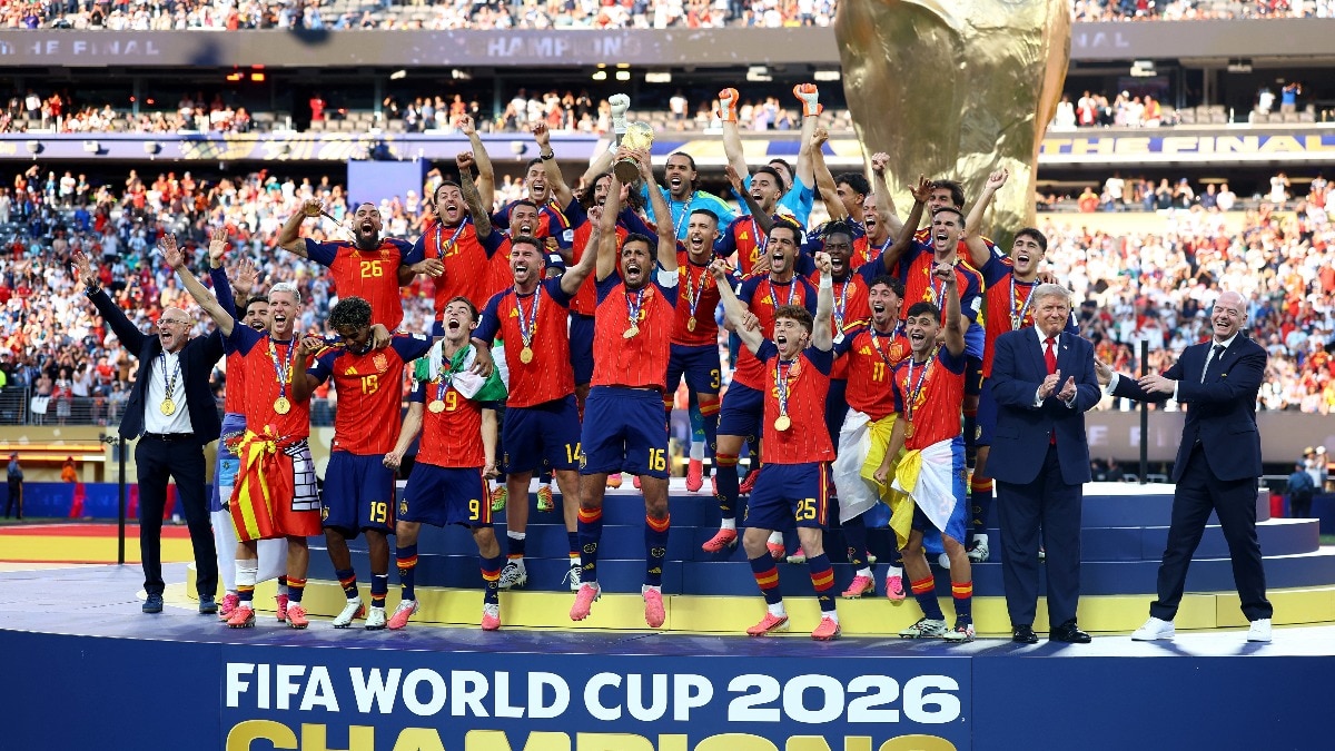 Donald Trump refuses to leave podium as Spain lifts World Cup: Watch