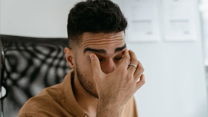Employee fears losing job after manager confronts him over private Teams chats