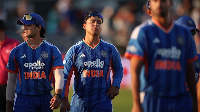 ENG vs IND 4th T20I, Shashi Tharoor, Indian cricket team