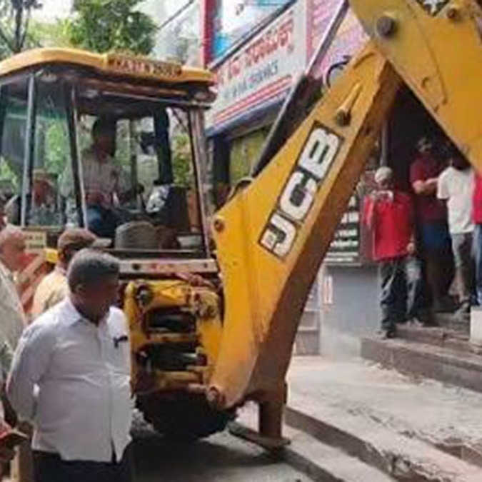 As Bengaluru reclaims footpaths, next up: 22,700 tonnes of piled-up debris