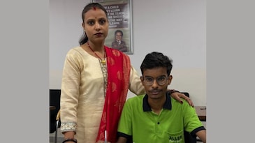 Collapsed lung threatened his JEE dream, but mother's notes helped him reach IIT Delhi Collapsed lung threatened his JEE dream, but mother's notes helped him reach IIT Delhi