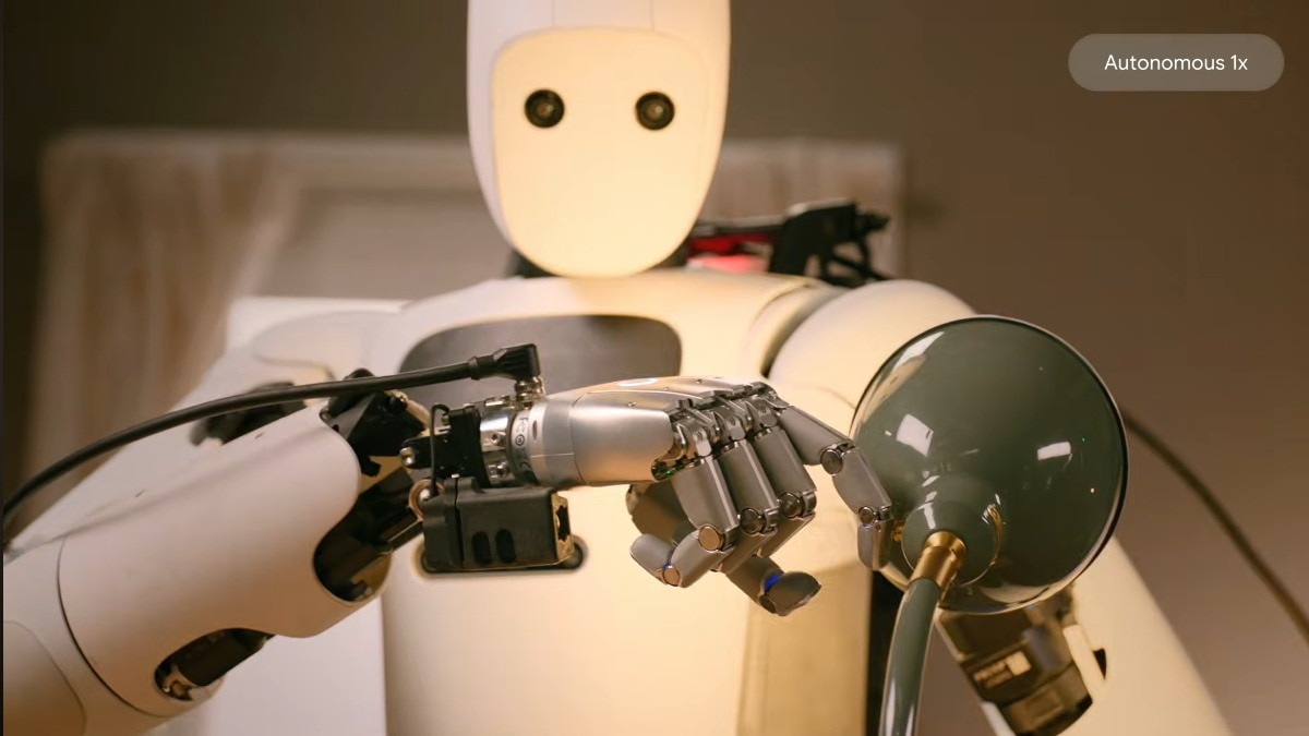 Google unveils Gemini Robotics 2, a brain for humanoids that lets them walk, think and act