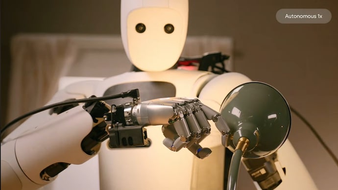 Gemini Robotics 2