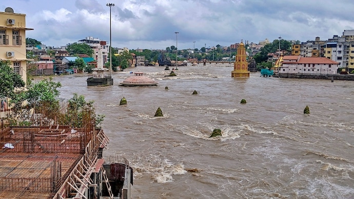 Godavari river flood