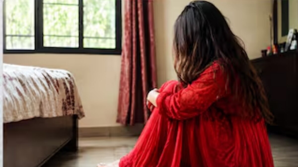 Woman claims husband avoided intimacy, files dowry harassment case against in-laws
