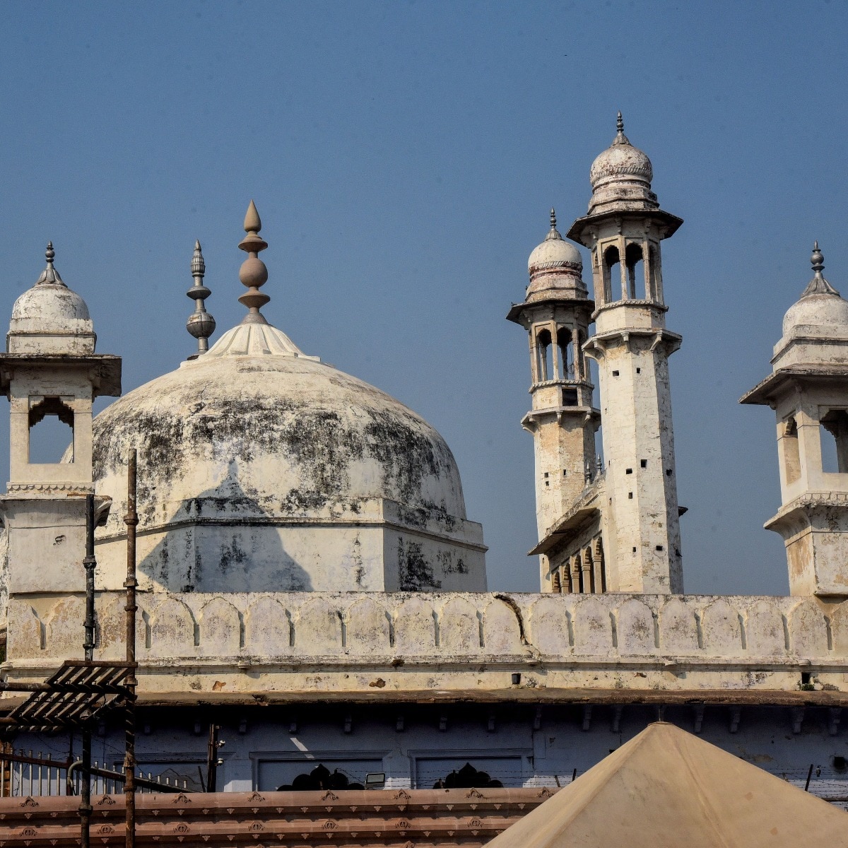 Gyanvapi row: Hindu, Muslim sides reject mediation, ask courts to decide dispute