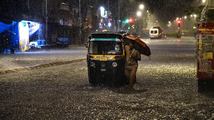 Heavy rain alerts spread, but cloudless skies expose India’s uneven monsoon advance