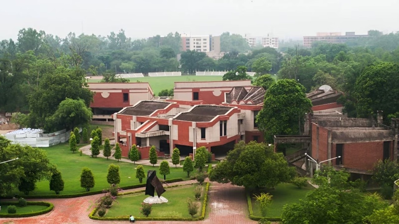 AT-Campus