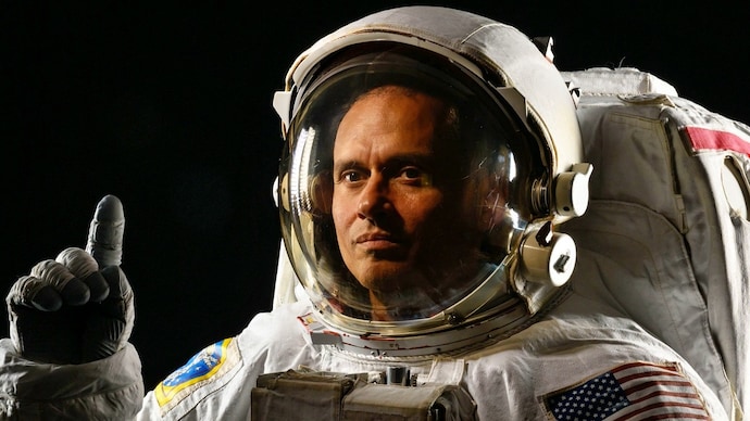 Indian-origin Nasa astronaut Anil Menon flying to space tonight. What to expect?