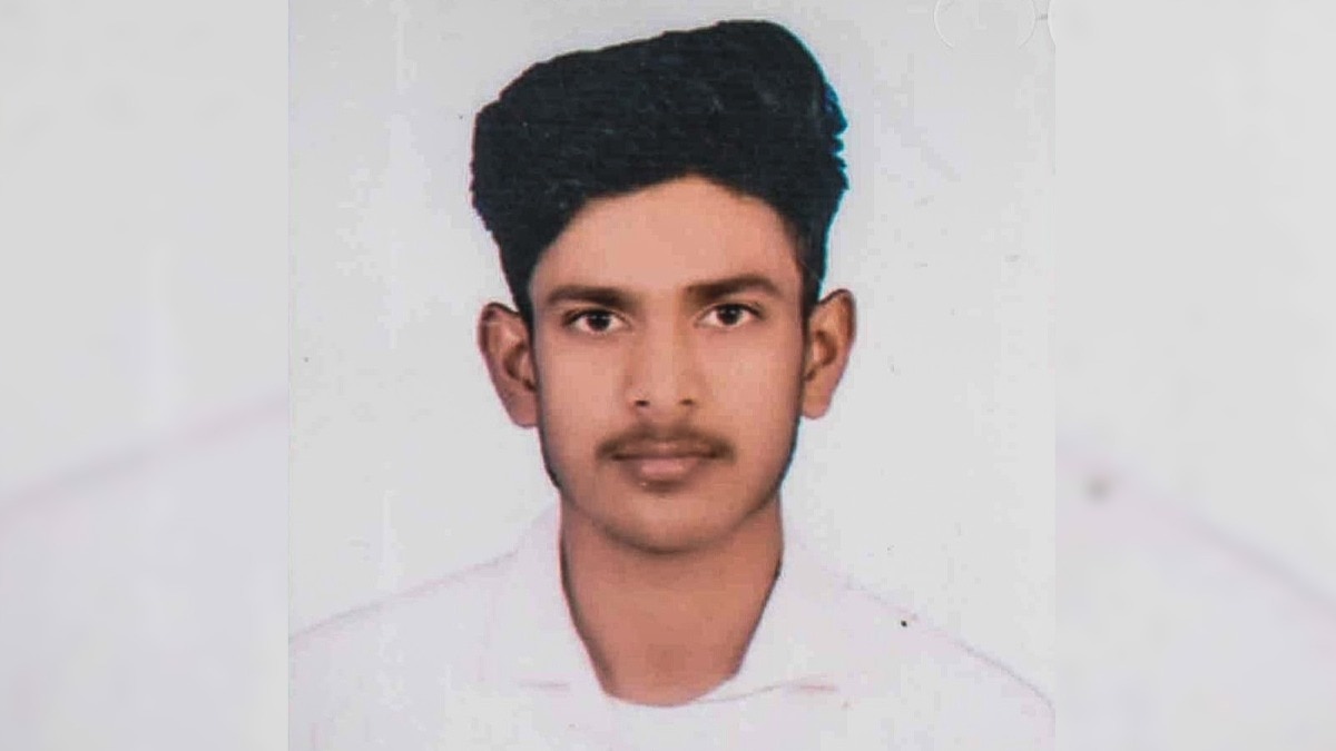MV Golden Leo attack: Family of UP man Abhishek Nishad killed in Ukraine seeks government help to repatriate his body MV Golden Leo attack: Family of UP man Abhishek Nishad killed in Ukraine seeks government help to repatriate his body