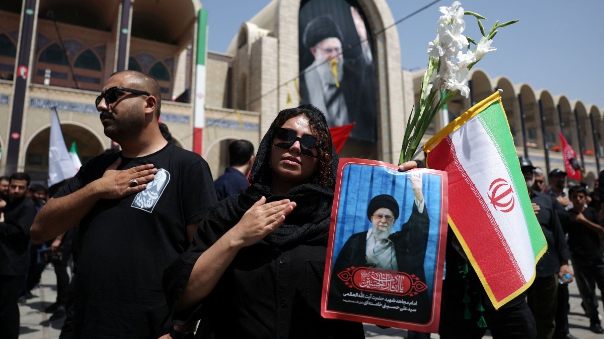 Did Iran pressure people to attend Ayatollah Khamenei's funeral?