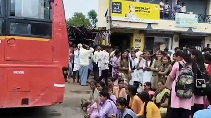 Karnataka's Yadgir students block highway as buses skip stops, demand reliable service