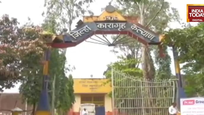 Kitchen fire at Kalyan central prison leaves two inmates injured