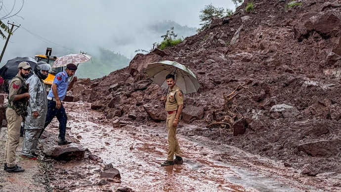 Landslide in jammu kashmir.