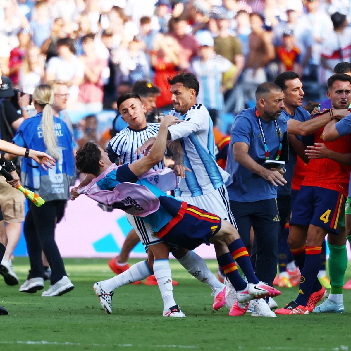 Argentina player hits Spanish star on the face after World Cup final loss