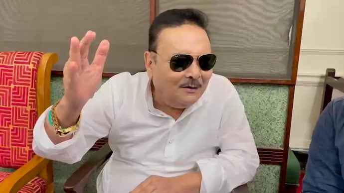 Madan Mitra, once among Mamata Banerjee's most trusted lieutenants, has ended his decades-long association with the Trinamool Congress founder and crossed over to the rebel camp.