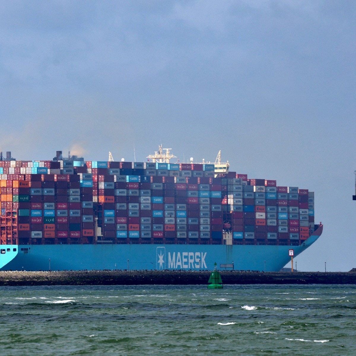 Maersk places fresh order for 1,000 India-made shipping containers