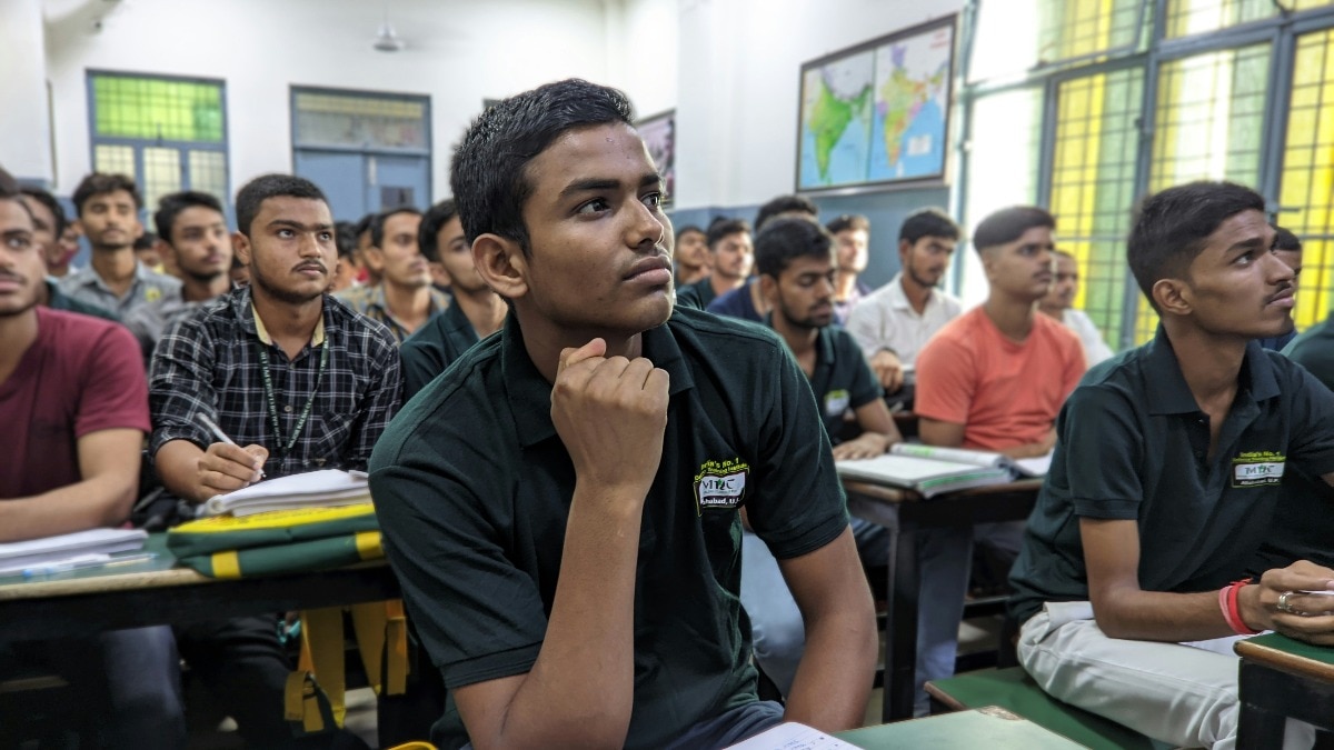 Mahesh Tutorials shuts 33 coaching centres in Maharashtra; 2,500 students affected
