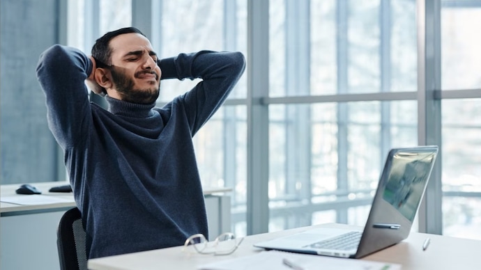 Manager verbally approves employee's 2-day leave, then pulls a last-minute twist