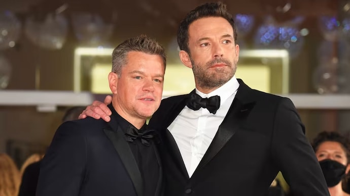 Matt Damon and Ben Affleck at the premiere of The Last Duel during the 2021 Venice Film Festival in Italy. (Photo: Getty Images) Matt Damon and Ben Affleck at the premiere of The Last Duel during the 2021 Venice Film Festival in Italy.