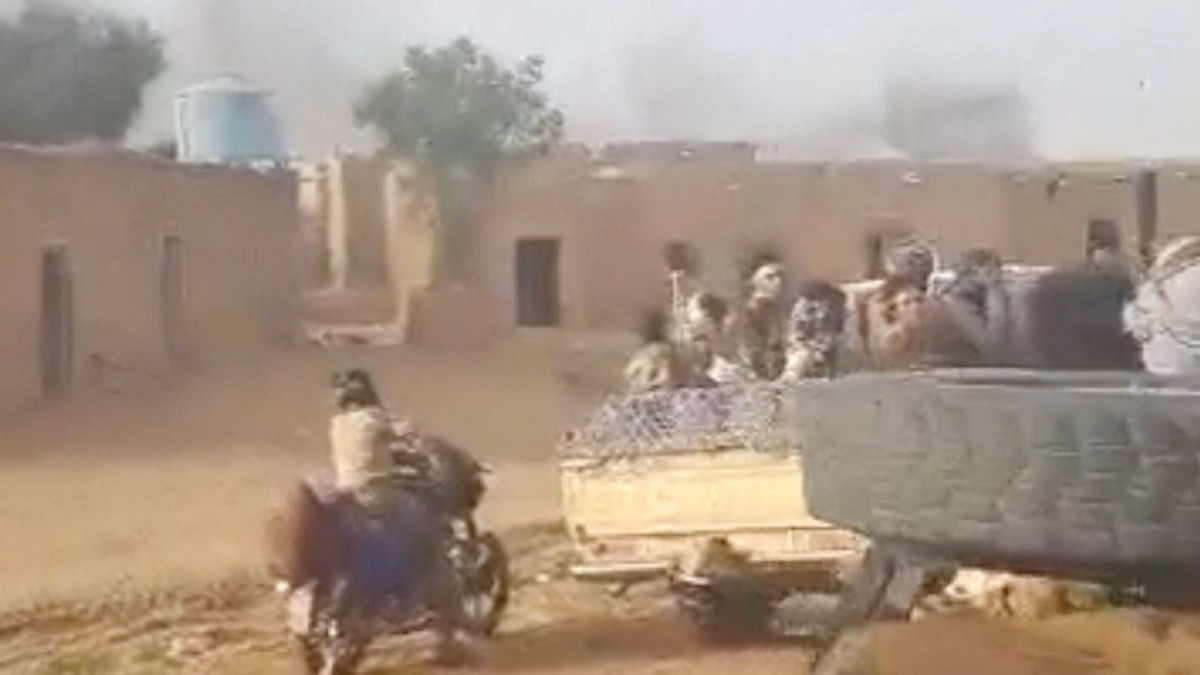 Insurgents launch coordinated attacks across Mali as security crisis worsens
