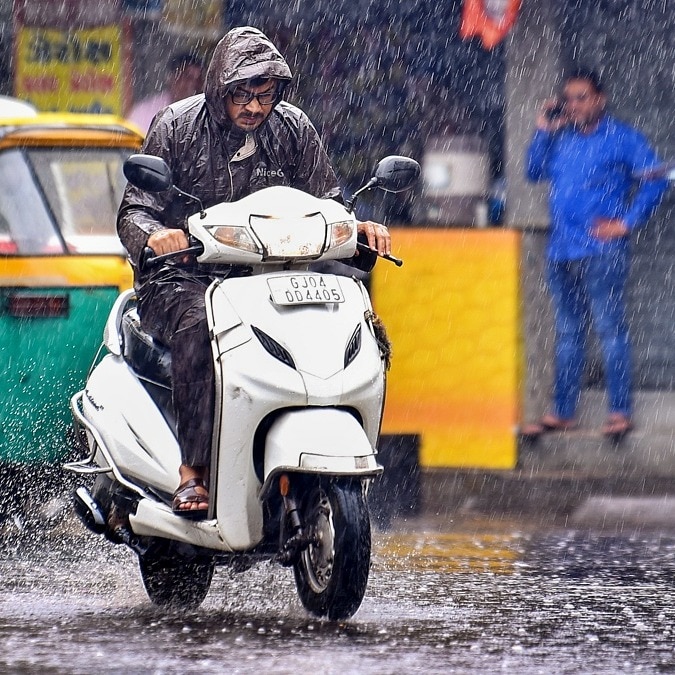 Heavy rain, gusty winds to dominate North on Friday; Delhi, Punjab on alert
