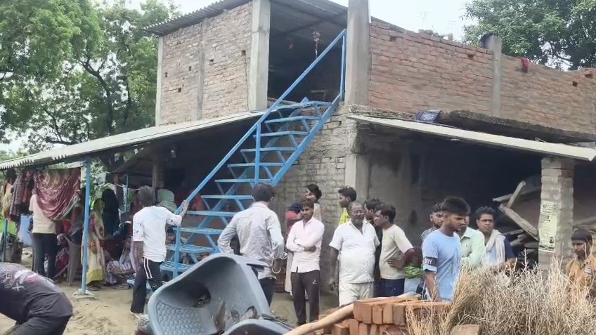 Mummy, save me: UP teen goes to meet girlfriend. Her family beats him to death