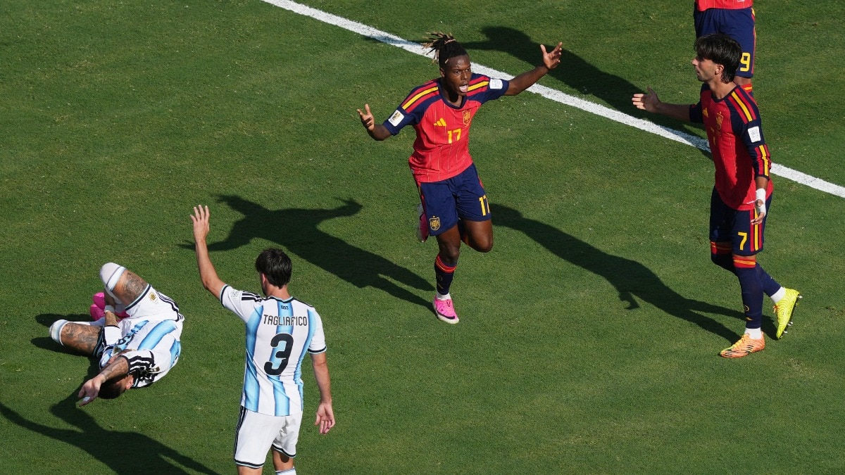Spain fans erupt after VAR chalks off Nico Williams’ World Cup final goal